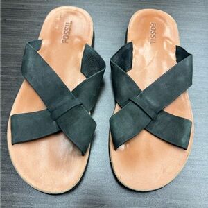 Fossil men’s Black and Tan Sandals